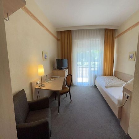 Kurhotel Haus Am Park Erwitte Bagian luar foto